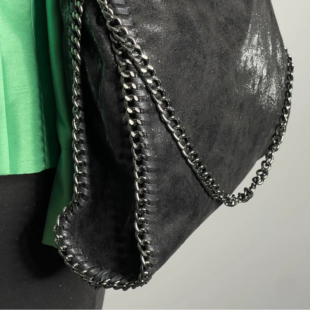 The STELLA Black Chained Handbag Shoulder Hobo - BRAND NEW BOUTIQUE ITEM